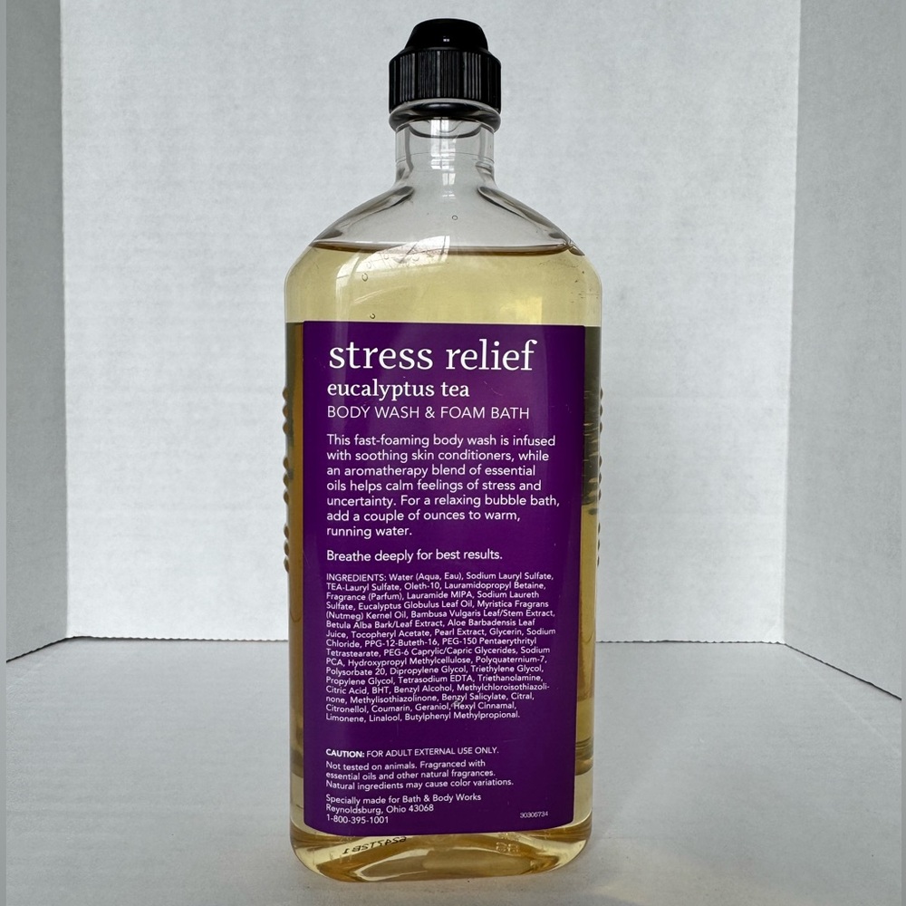 Discontinued Bath & Body Works Aromatherapy Eucalyptus Tea Body Wash Foam Bath - Picture 3 of 6